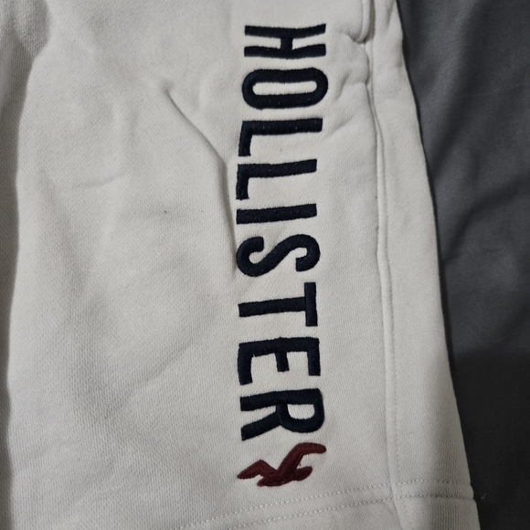 Hollister Shorts Mens Small White Fleece Sweat Drawstring Logo Athletic - Picture 3 of 9